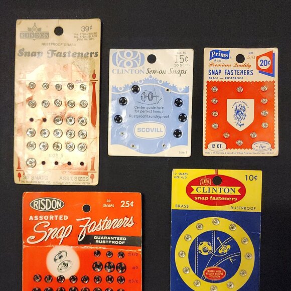 Antique ~ Vintage Lot Sewing Notions ~ Supplies ~ Needles ~ Buttons ~ Snaps - Picture 6 of 16